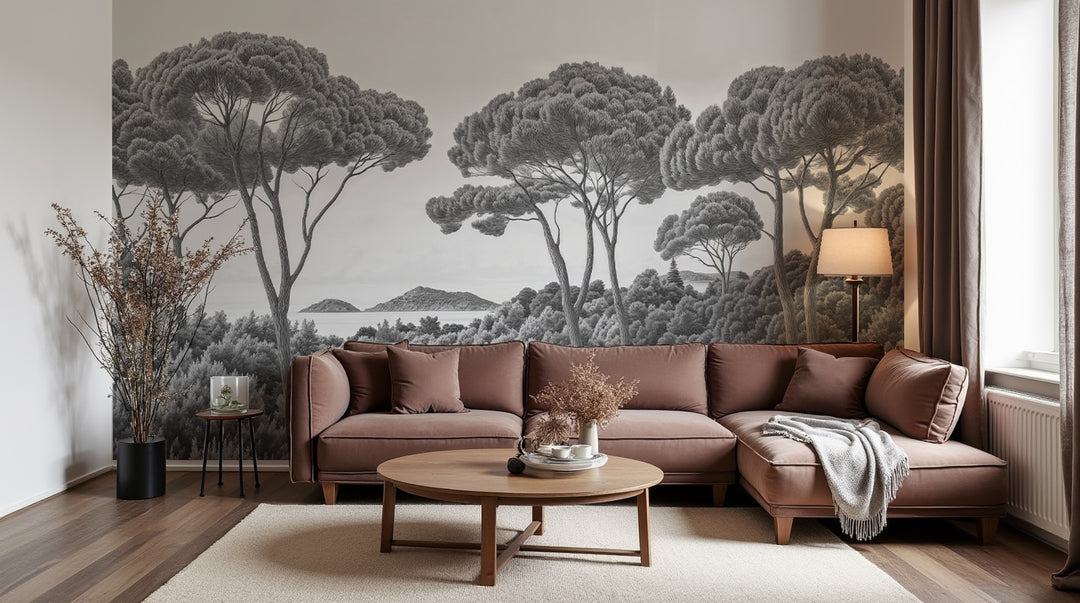 Entre pins et mer – Papier peint forêt méditerranéenne en noir et blanc