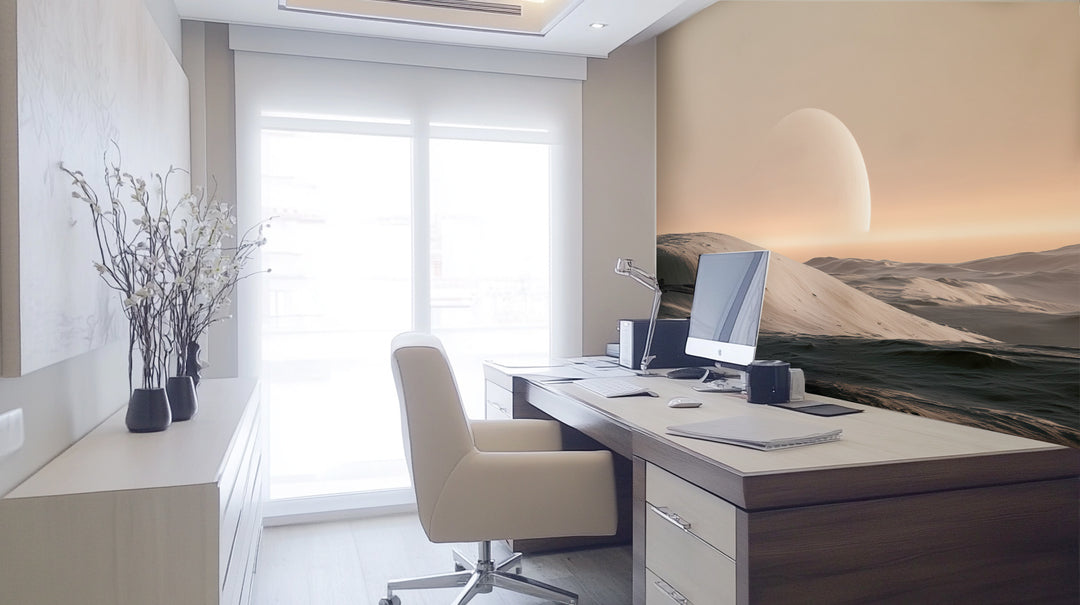 Bureau lumineux habillé d'un papier peint panoramique de dunes et lune