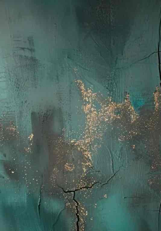Élégance Brute : Papier peint Effet Craquelé émeraude et Doré - Illulart: Papier peint panoramique