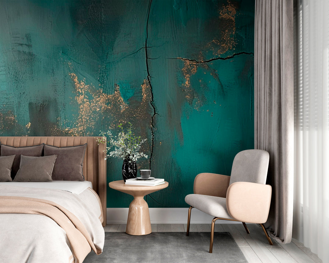 Raw Elegance: Emerald and Gold Crackle Effect Wallpaper