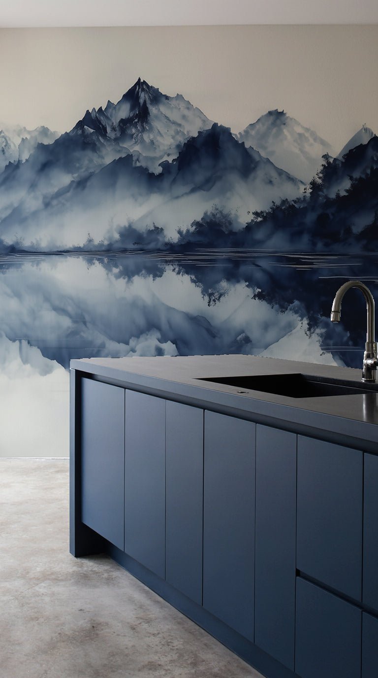 L’harmonie du calme en bleu – Papier peint paysage montagne en reflet - Illulart: Papier peint panoramique