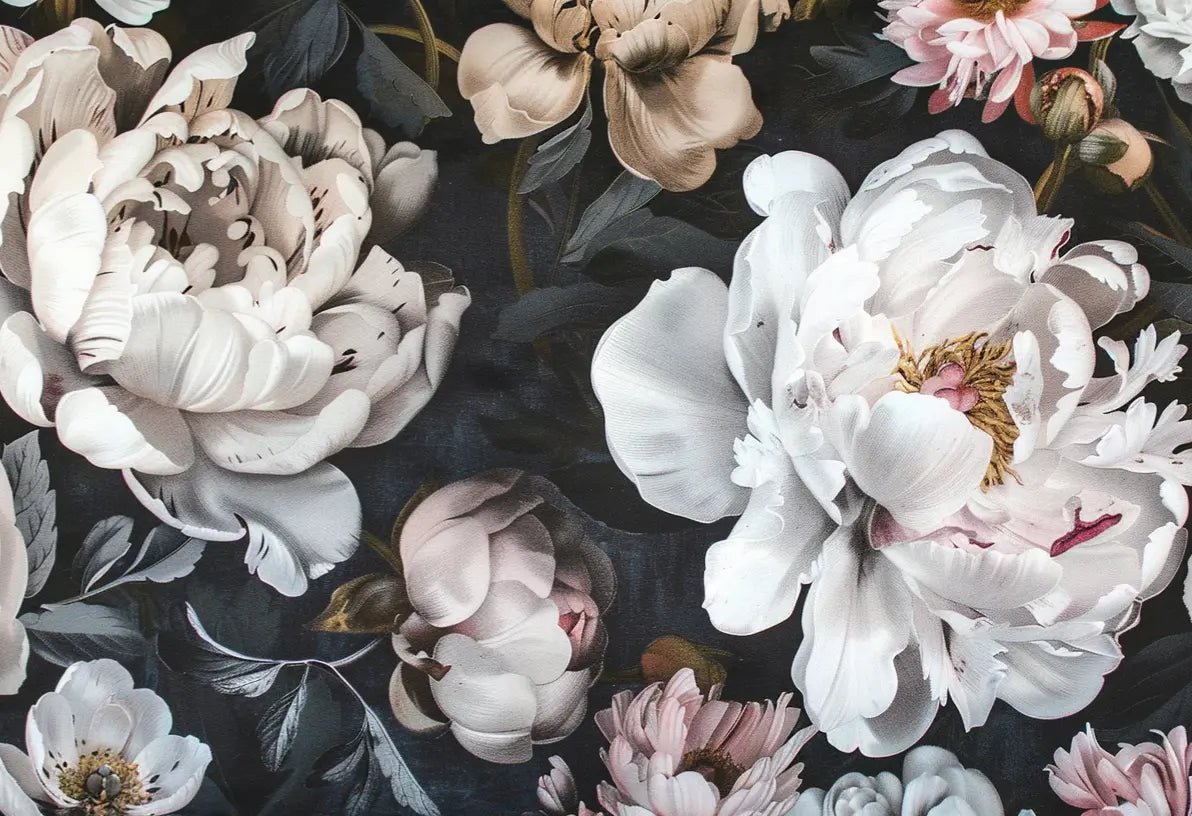 Nuit Fleurie : Papier Peint Panoramique aux Touches de Rose Poudré