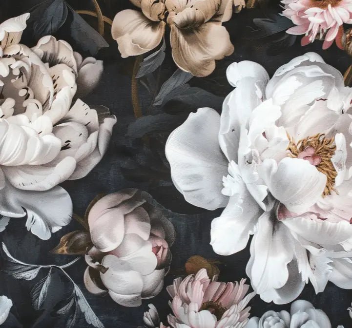 Nuit Fleurie : Papier Peint Panoramique aux Touches de Rose Poudré - Illulart: Papier peint panoramique